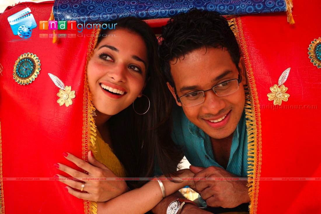 Kanden Kadhalai Movie hd photo